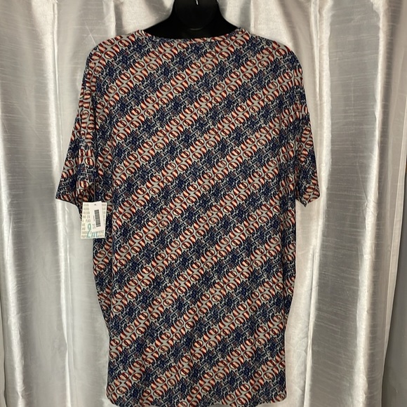 LuLaRoe Irma NWT Women’s 2XL Spirit of 76 Patriotic Americana Short Sleeve Top - Picture 3 of 8